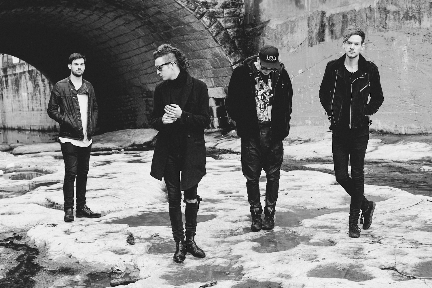 The 1975 break cover to announce UK headline tour