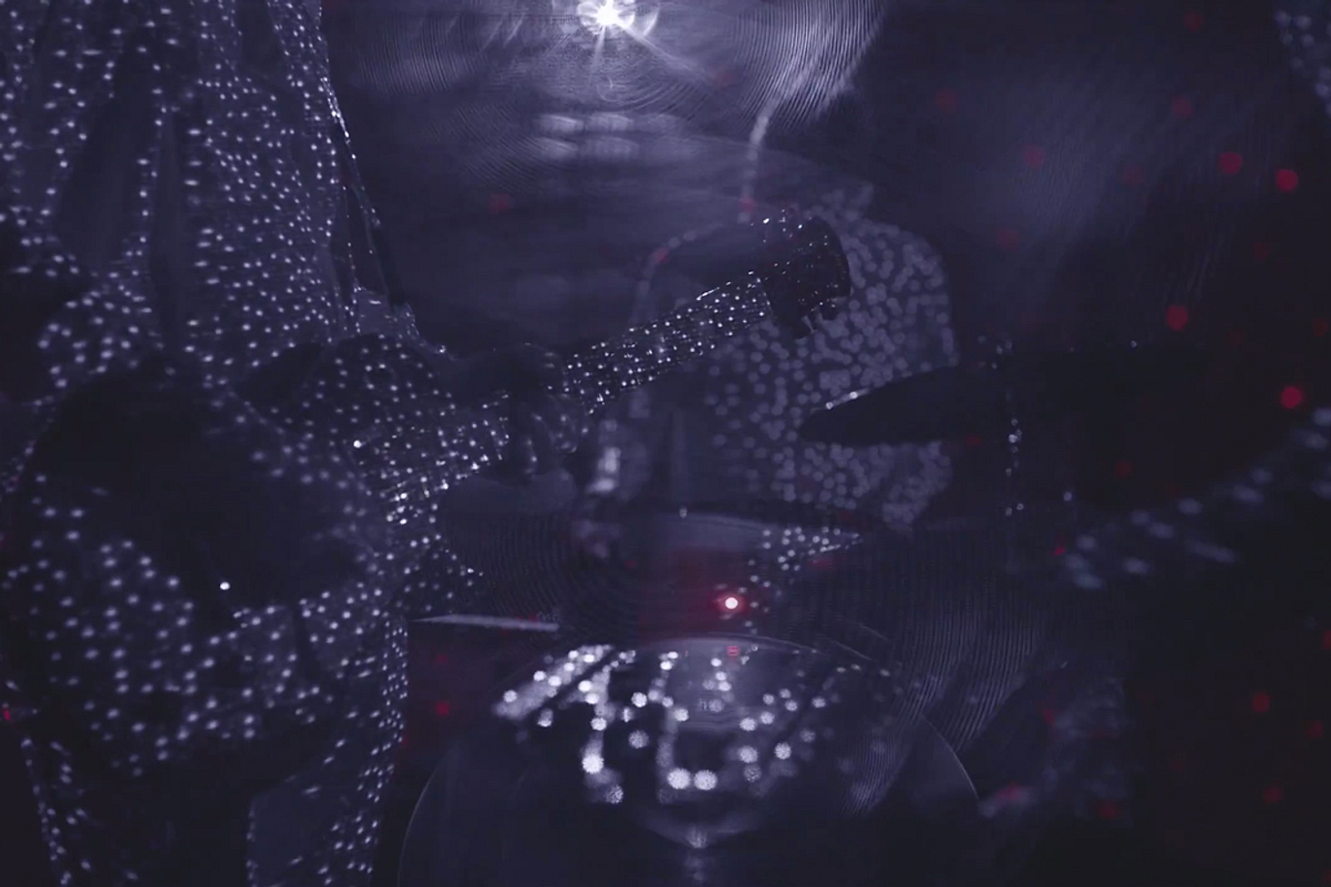 Tycho previews UK shows with ‘See (Original Performance Cut)’ video