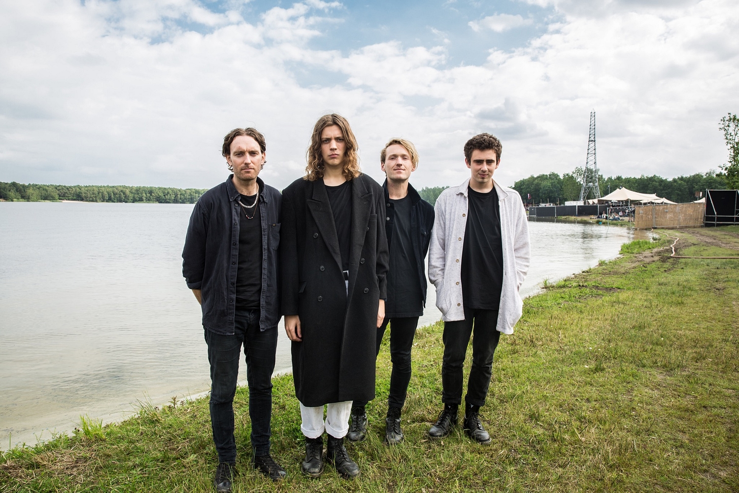 ​VANT's debut album 'Dumb Blood' is out next February!