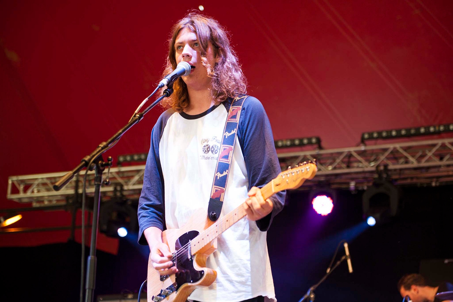 VANT crowd-surf with mission statement of a Reading Festival set