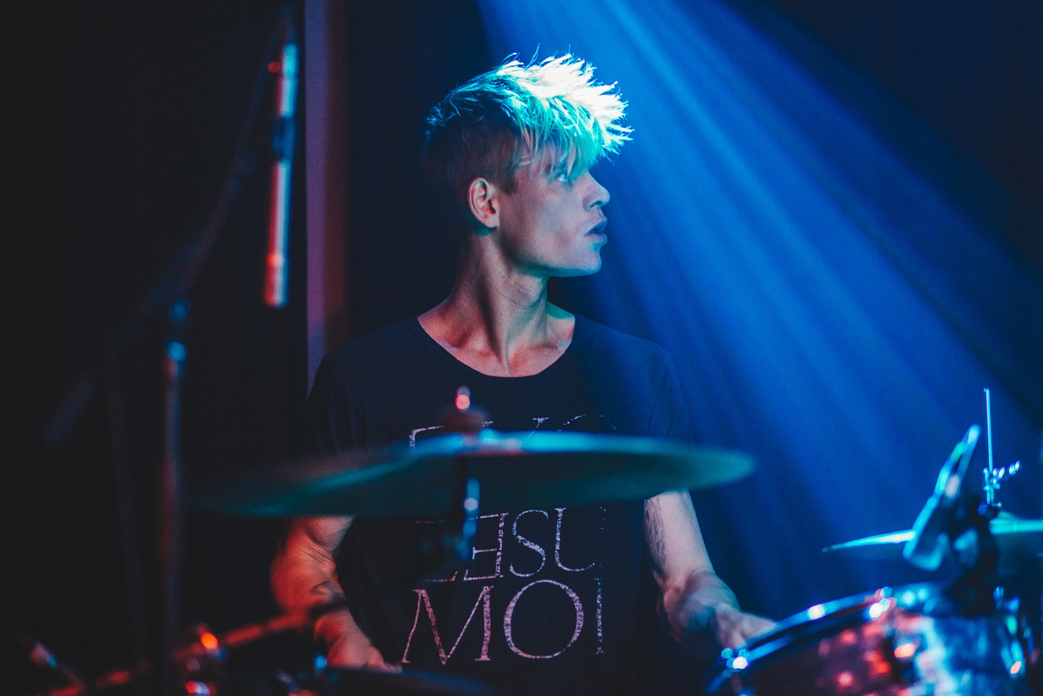 Viet Cong, Oslo, London