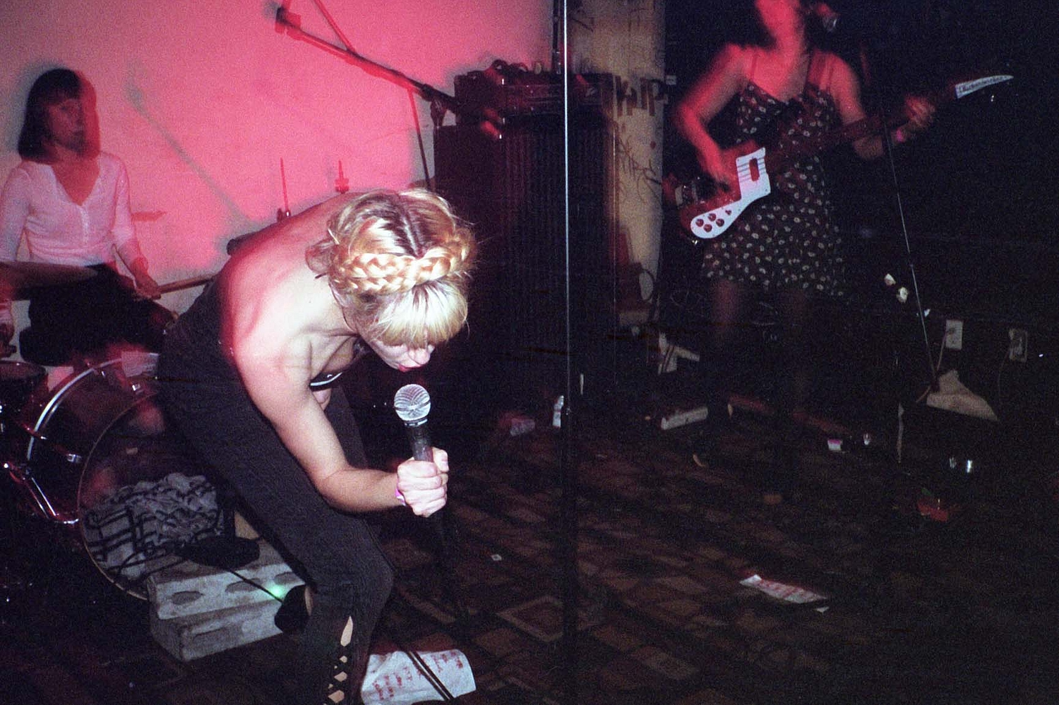 WALL bring the New York noise on home turf