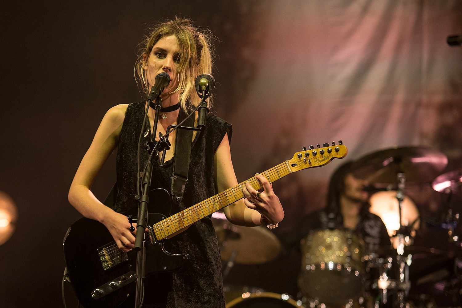 Wolf Alice’s Ellie Rowsell speaks on the refugee crisis