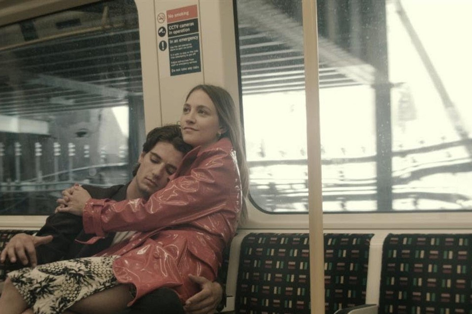 Wolf Alice pucker up in the video for ‘Don’t Delete The Kisses’