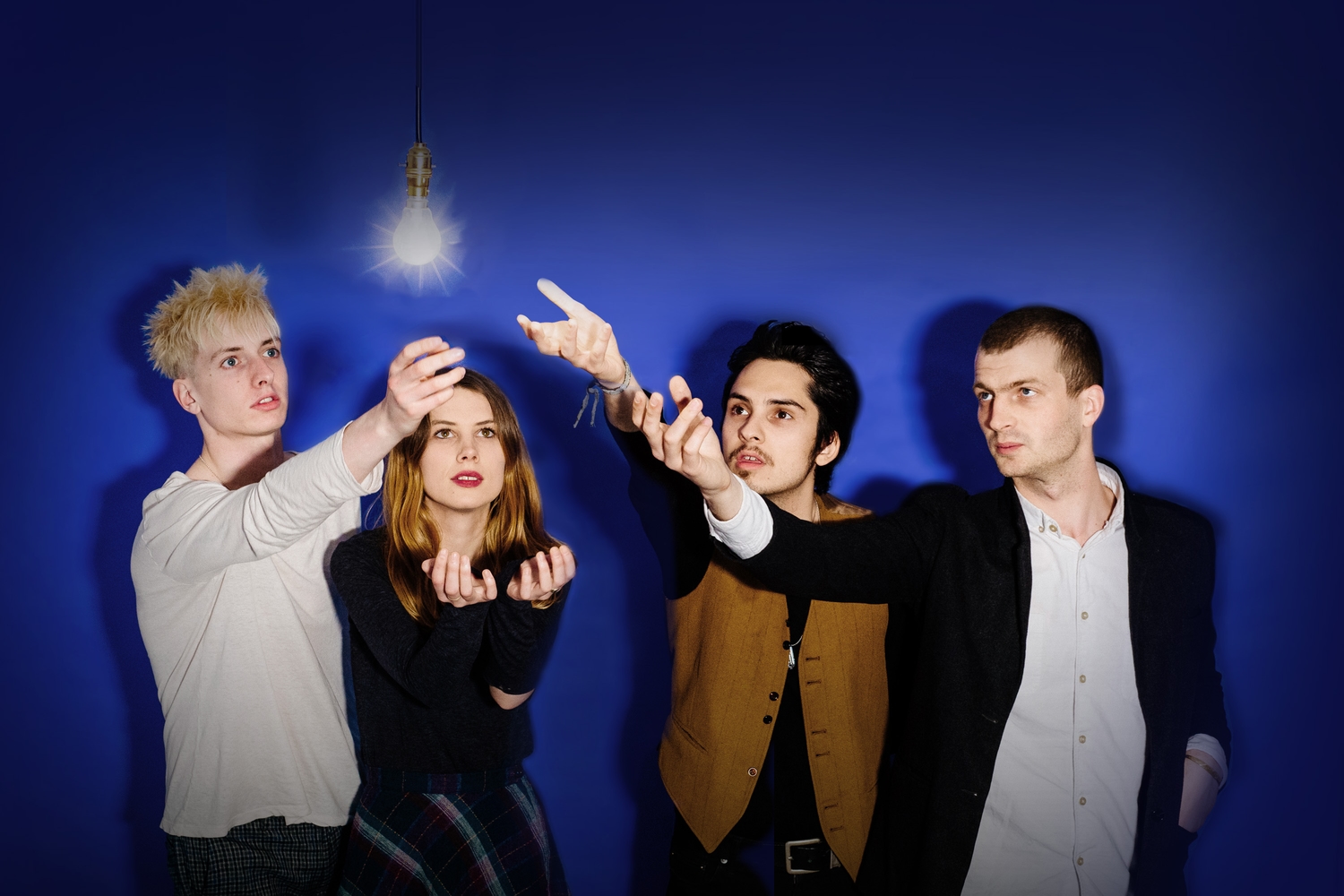 Wolf Alice - I Saw You (In A Corridor)