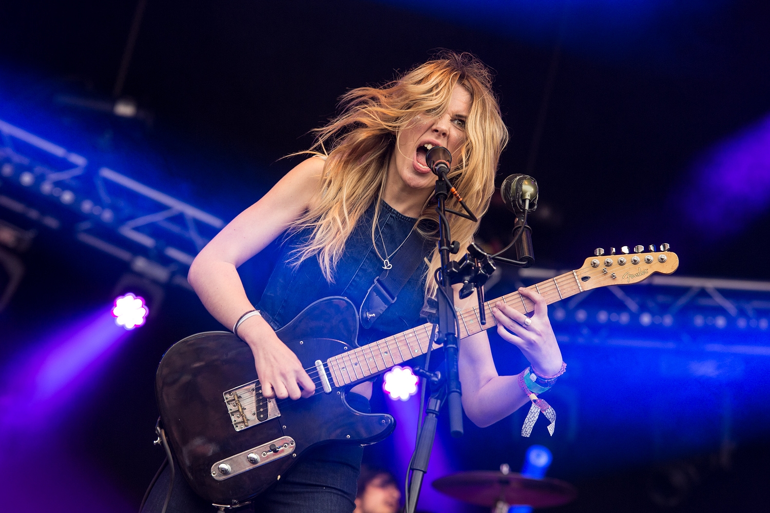 Glastonbury 2015: Day One - Live Updates