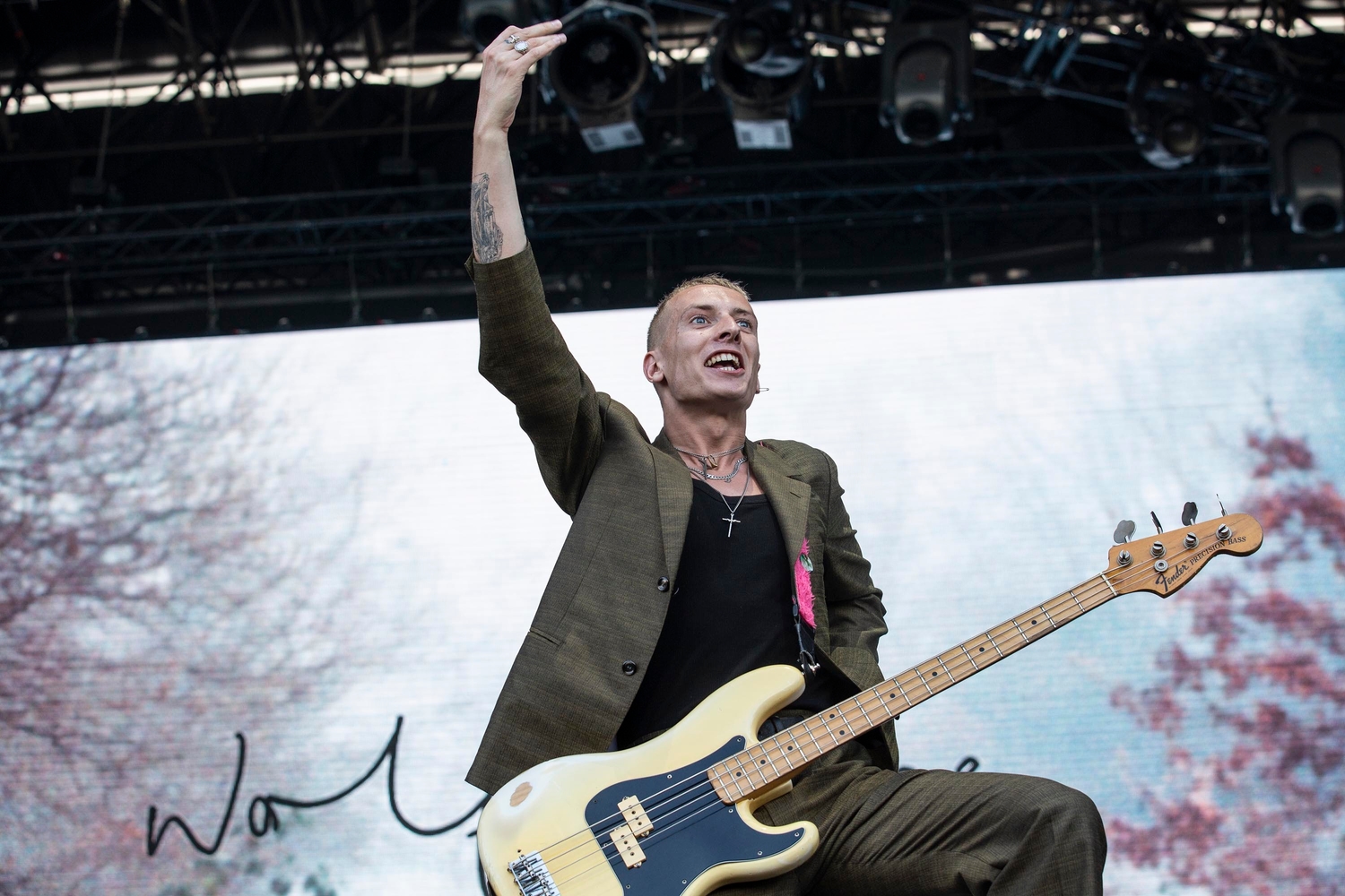 Queens of the Stone Age rally against the authorities and Nine Inch Nails get down and dirty on the final day of Mad Cool Festival