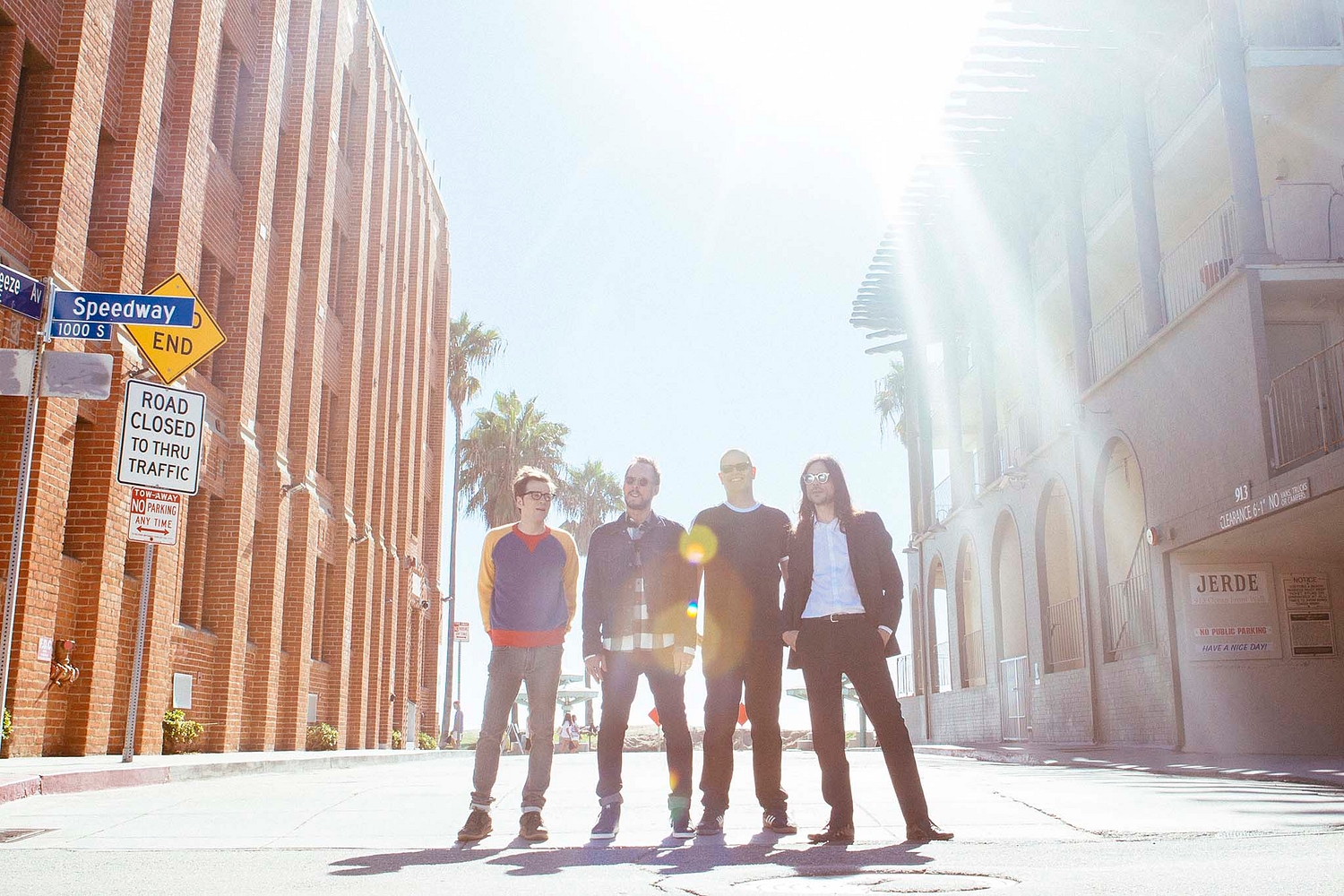 Weezer to collaborate with Pussy Riot for new deluxe 'White Album'