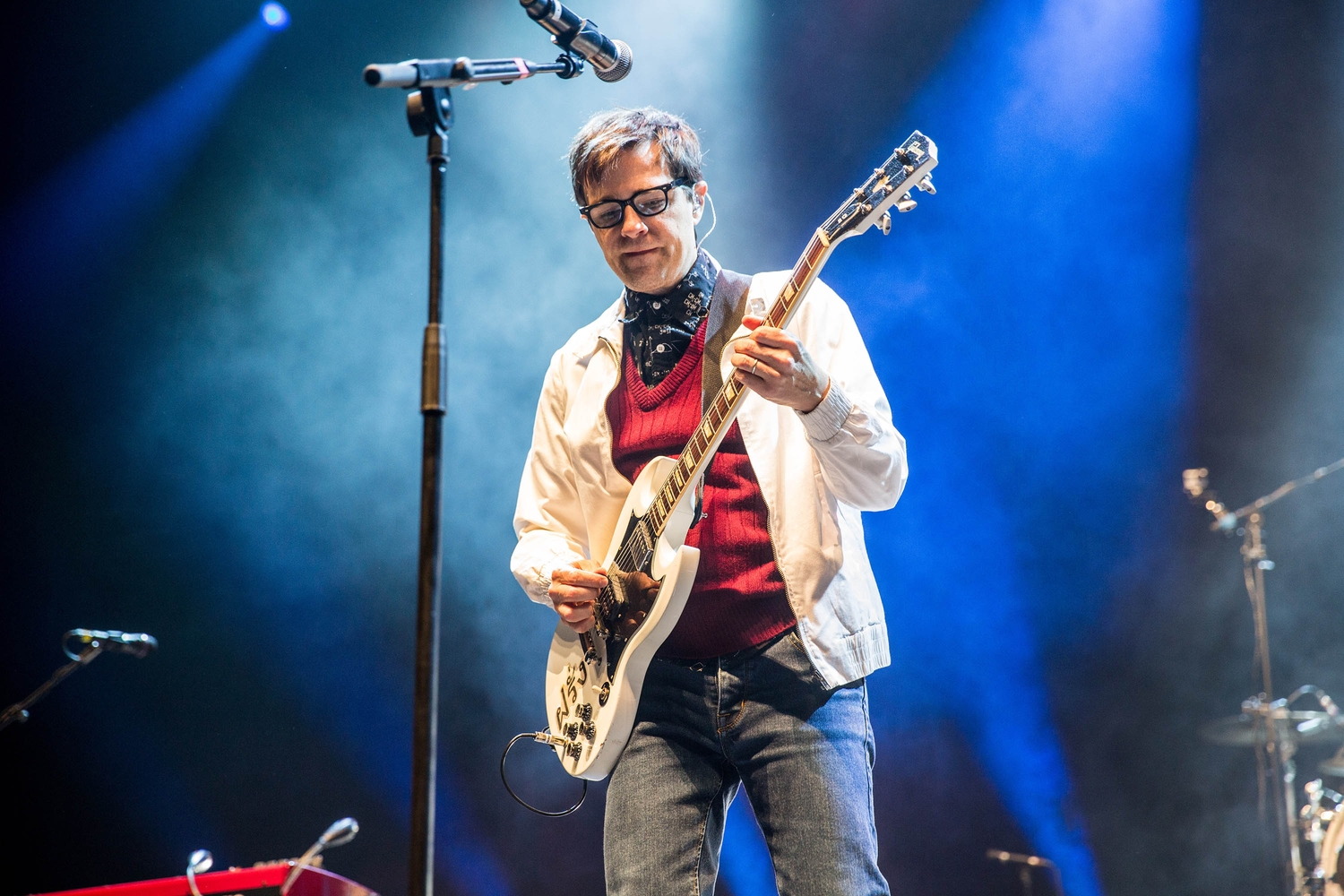 Weezer, Wembley Arena, London