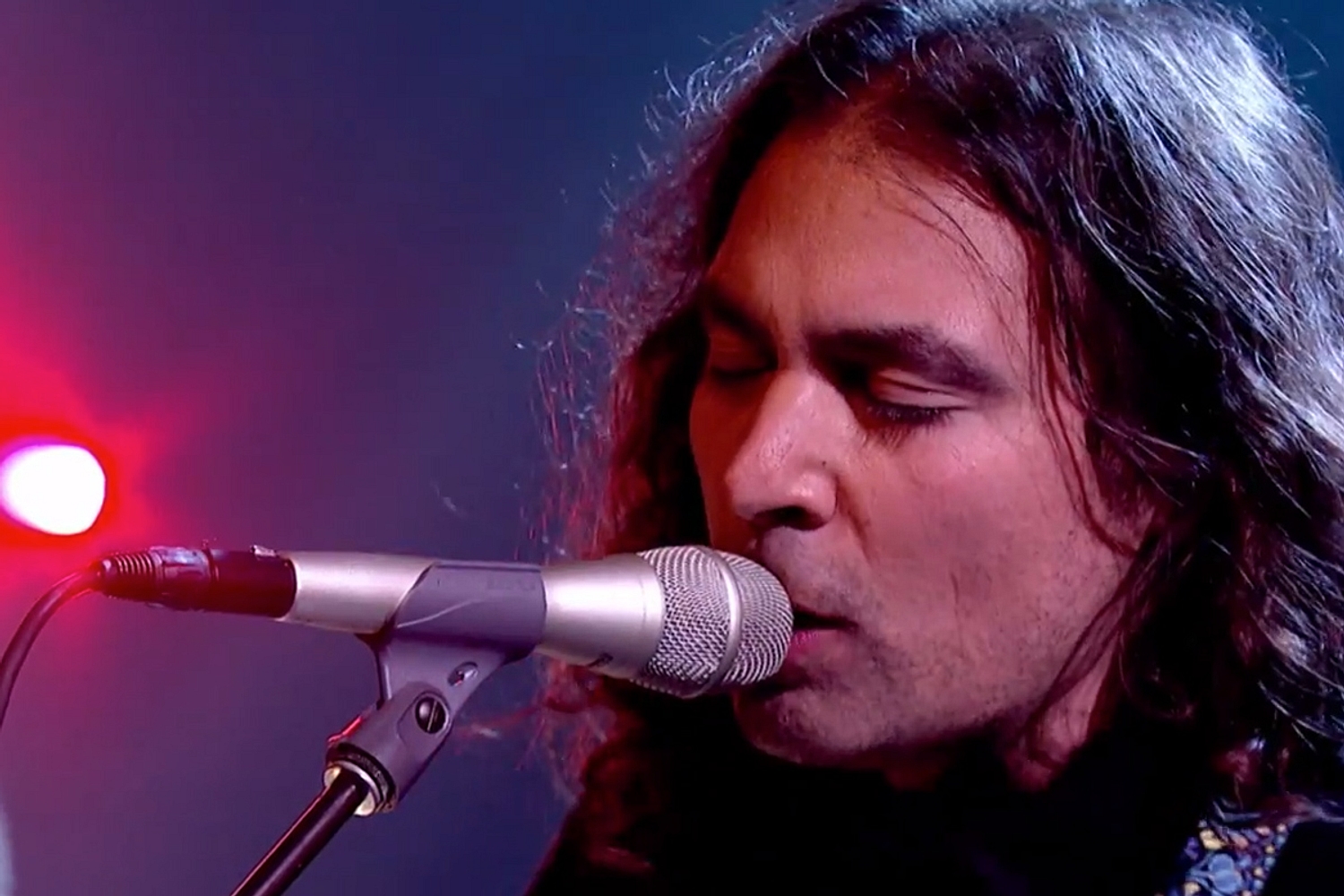 Watch The War on Drugs and Laura Doggett play Jools Holland