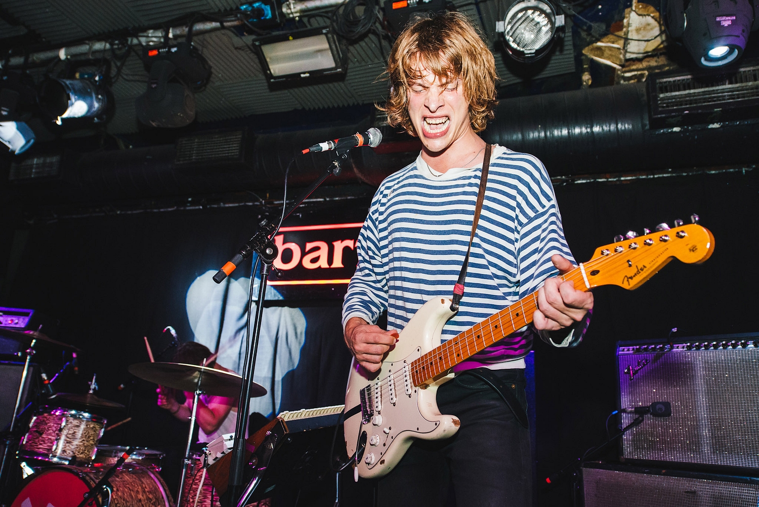 Yak, Barfly, London