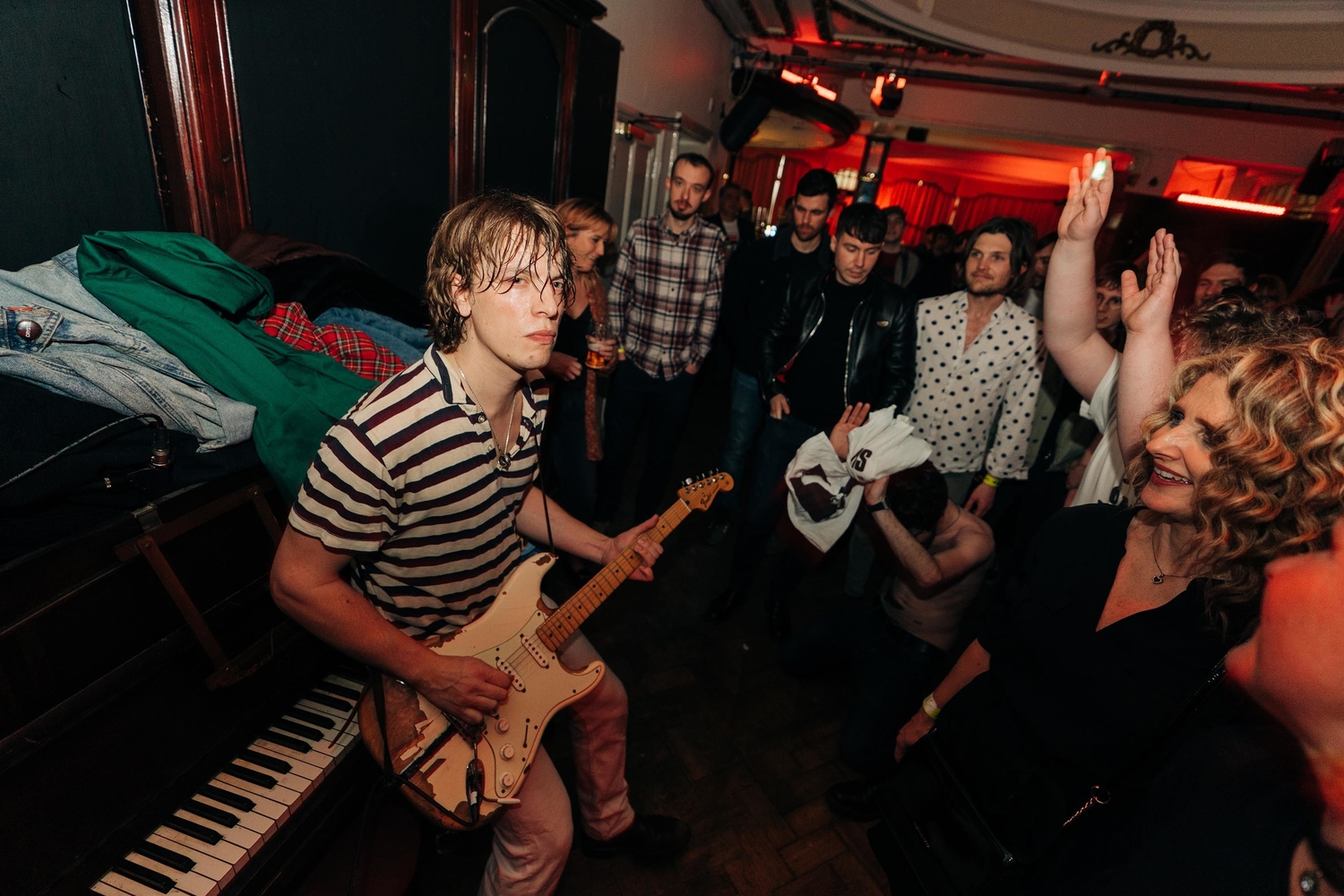 Yak, The Polar Bear, Hull