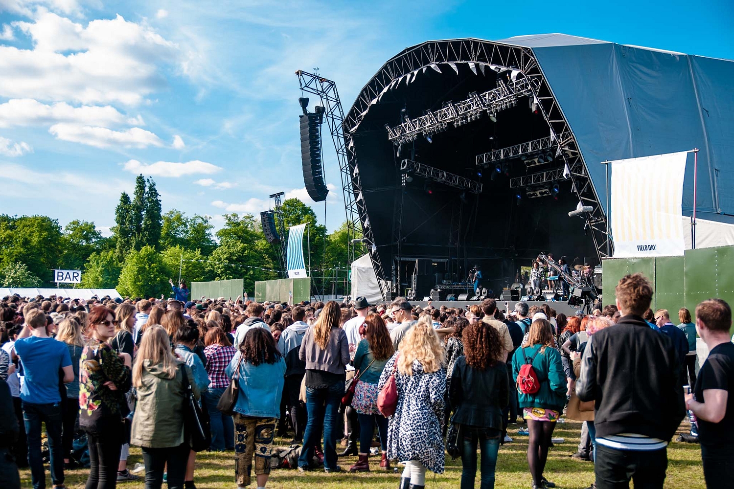 Arab Strap, PC Music, Thee Oh Sees and more join Field Day 2017