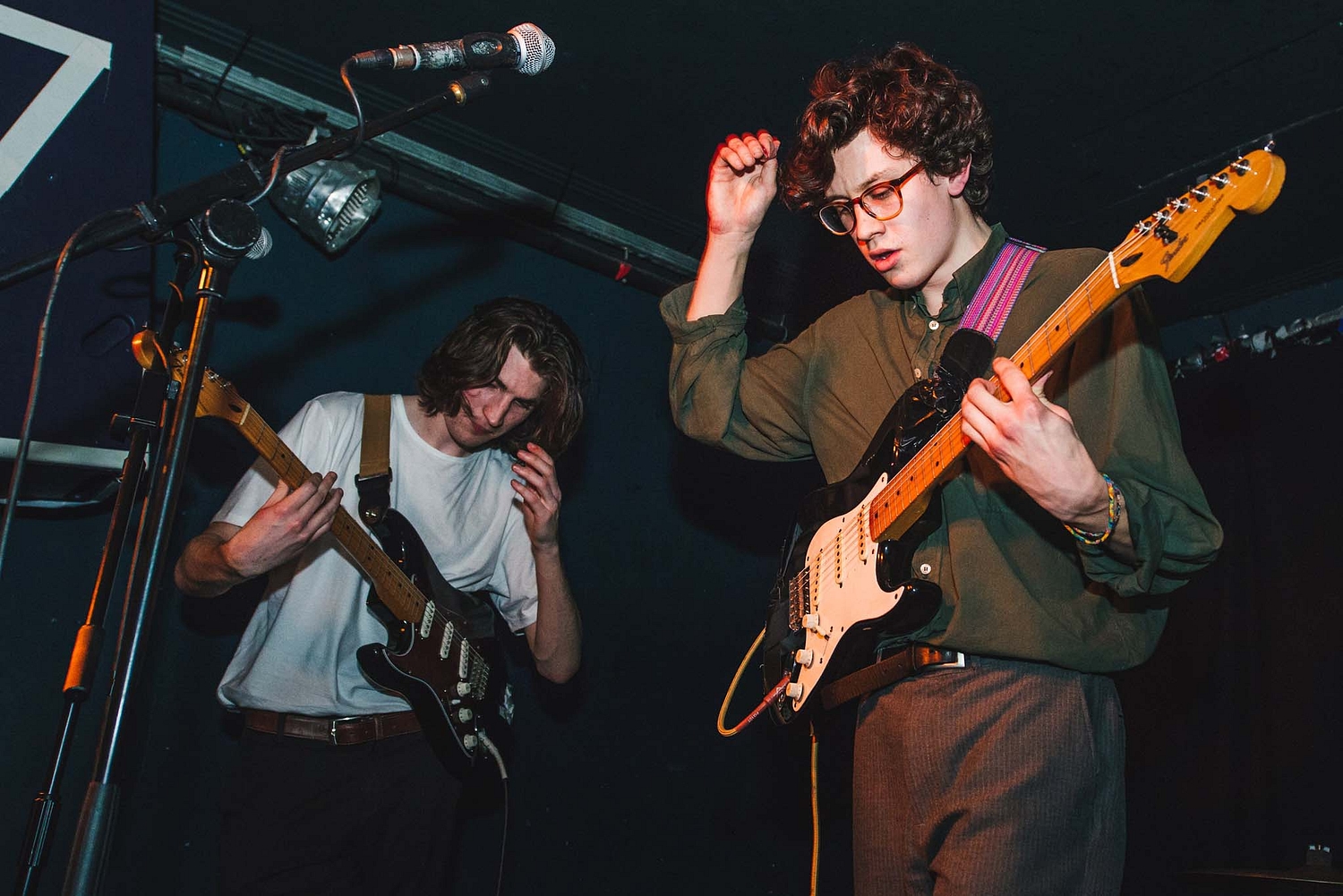 The Magic Gang bring frenzied close to first night of DIY's Hello 2015