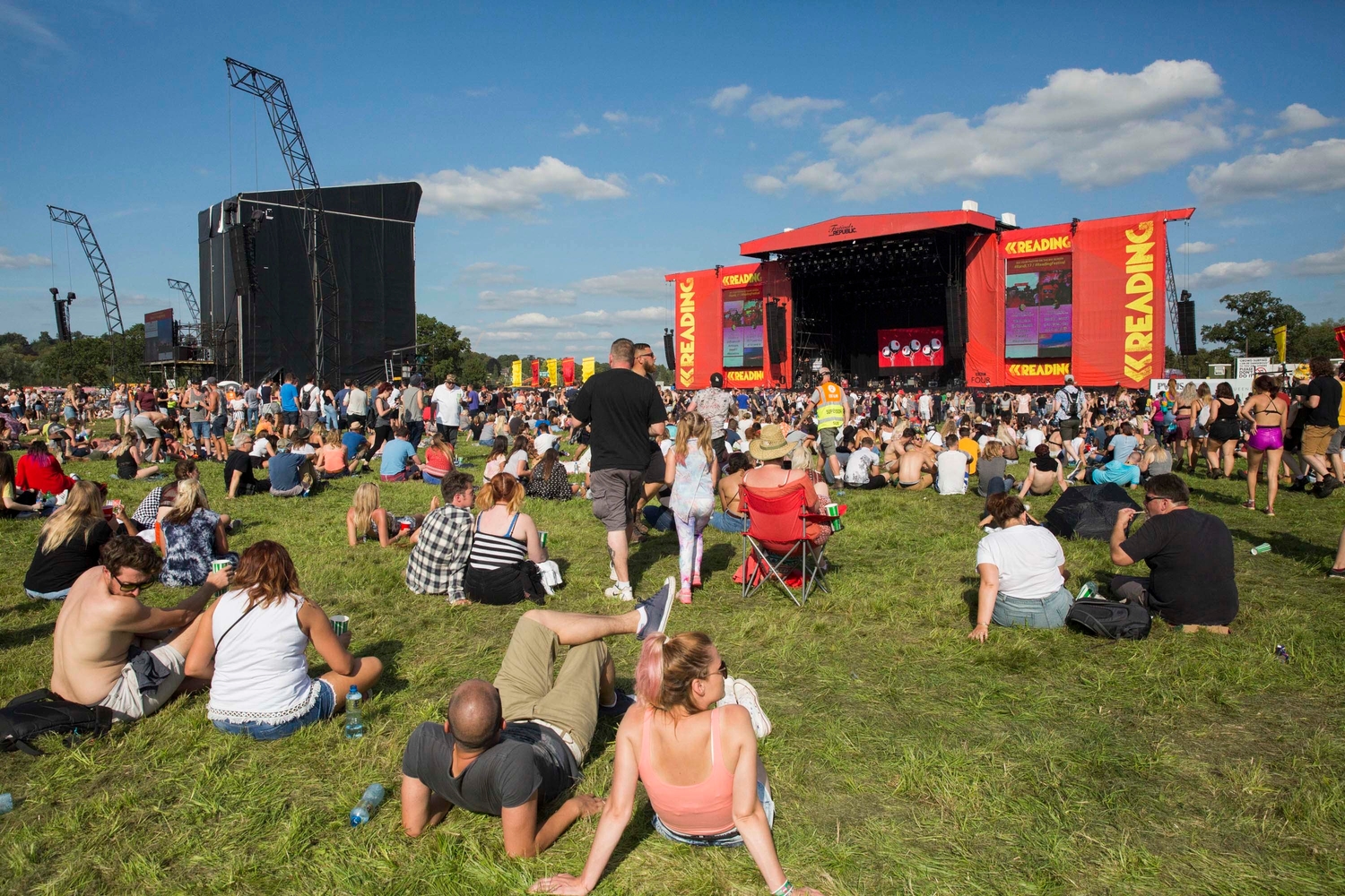 Reading & Leeds say 2020 festival is “going ahead as planned” despite coronavirus